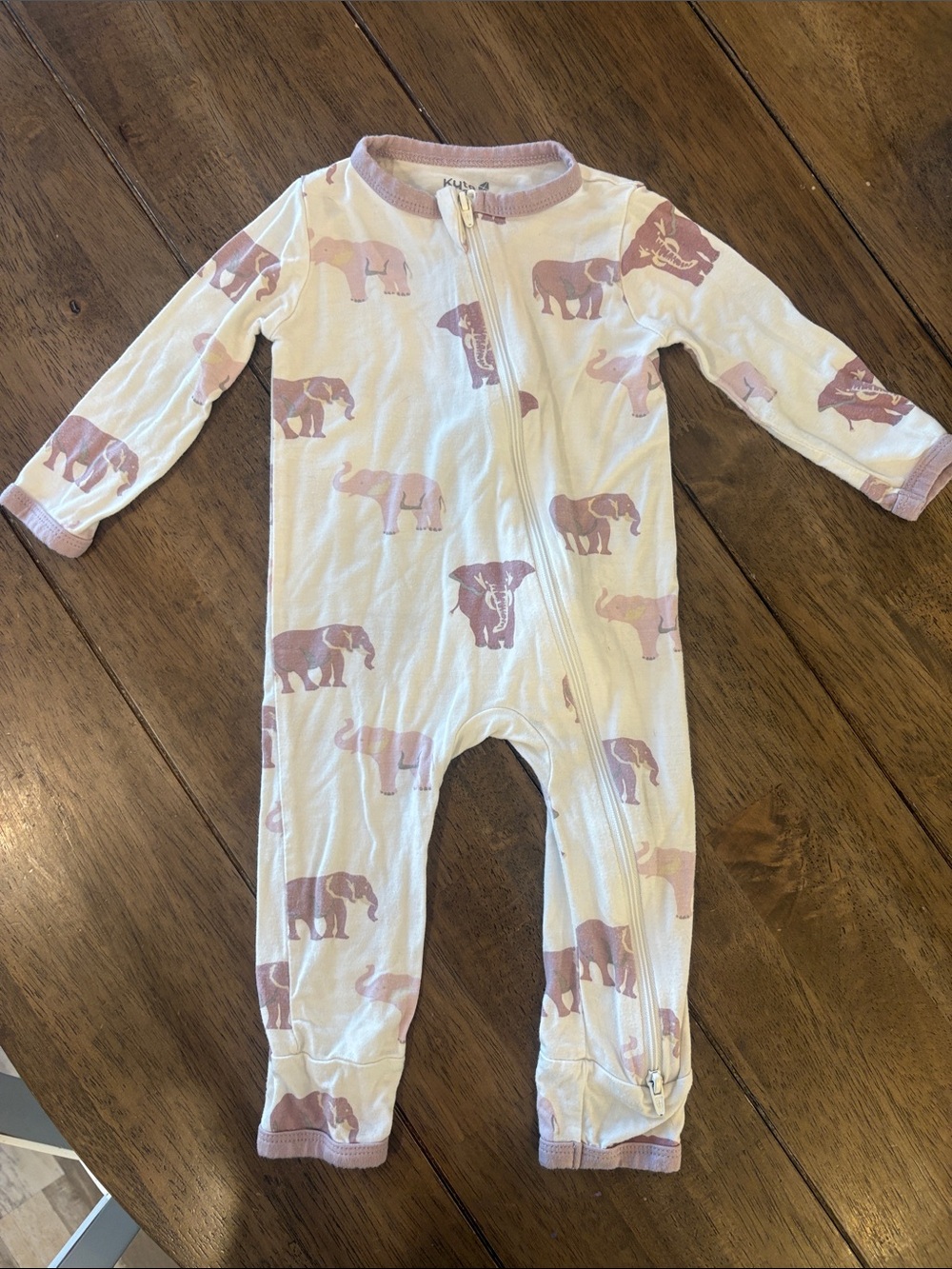 Kyte BABY Zippered Romper with Wisteria Elephant Print. Size: 6-12 mos.